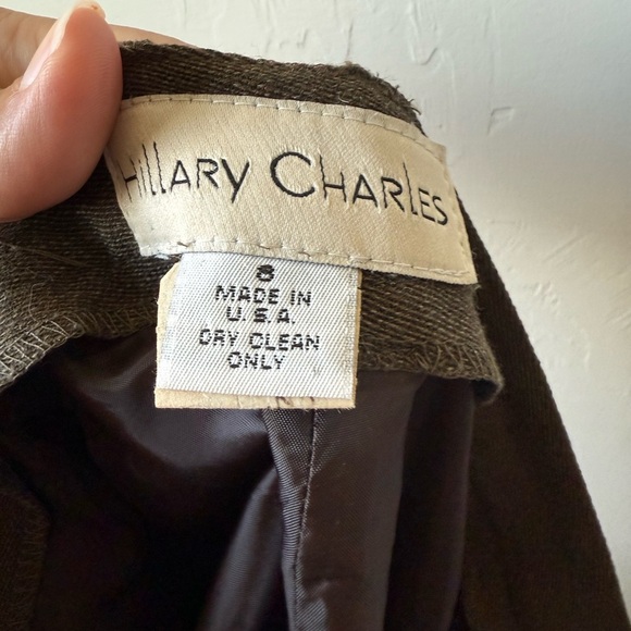 Elegant Women's Brown Trousers - Picture 3 of 5